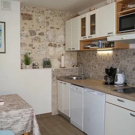 Seka Apartment