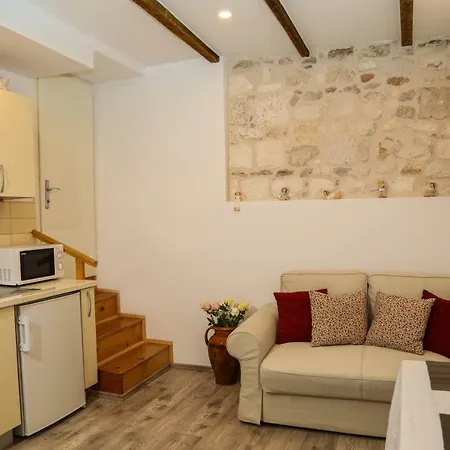 Seka Apartment
