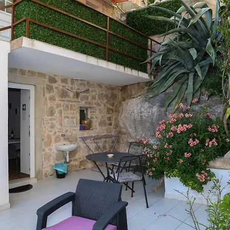 Seka Apartamento Hvar Town