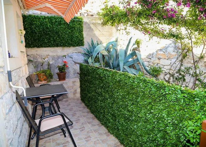 Seka Διαμέρισμα *