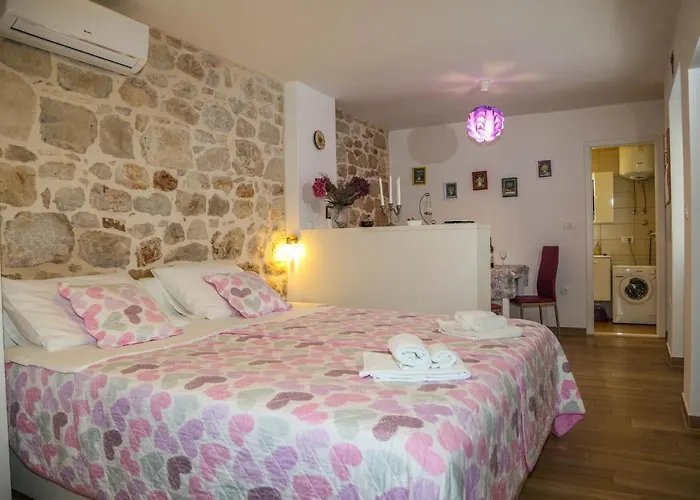 Seka Διαμέρισμα *